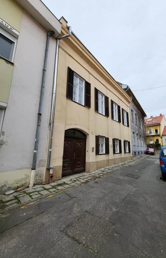 Downtown Romantic Székesfehérvár Esterno foto